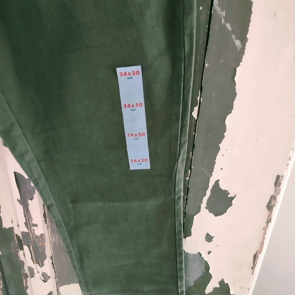NWT $39.99 34x30 SLIM GREEN CHINOS - Picture 5 of 7